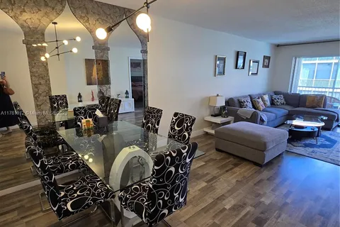 2097 S Ocean Dr # 304, Hallandale Beach FL 33009
