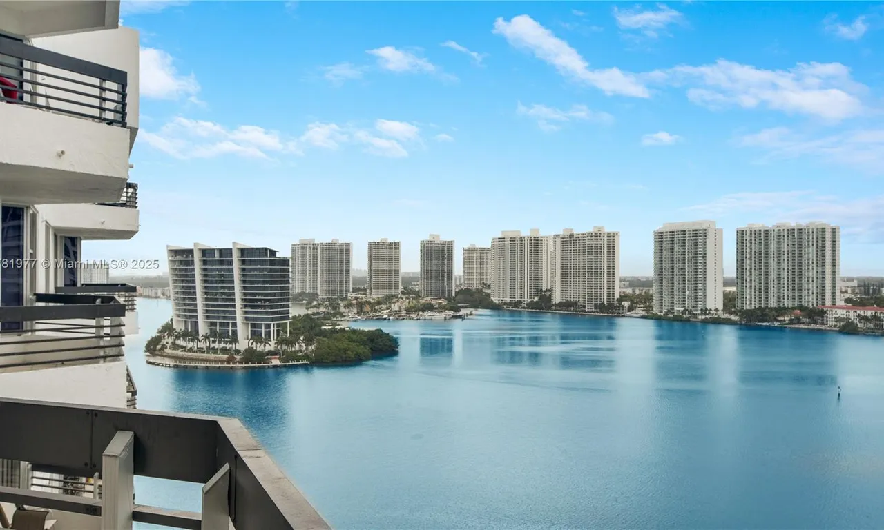 3600 Mystic Pointe Dr # 1803, Aventura FL 33180
