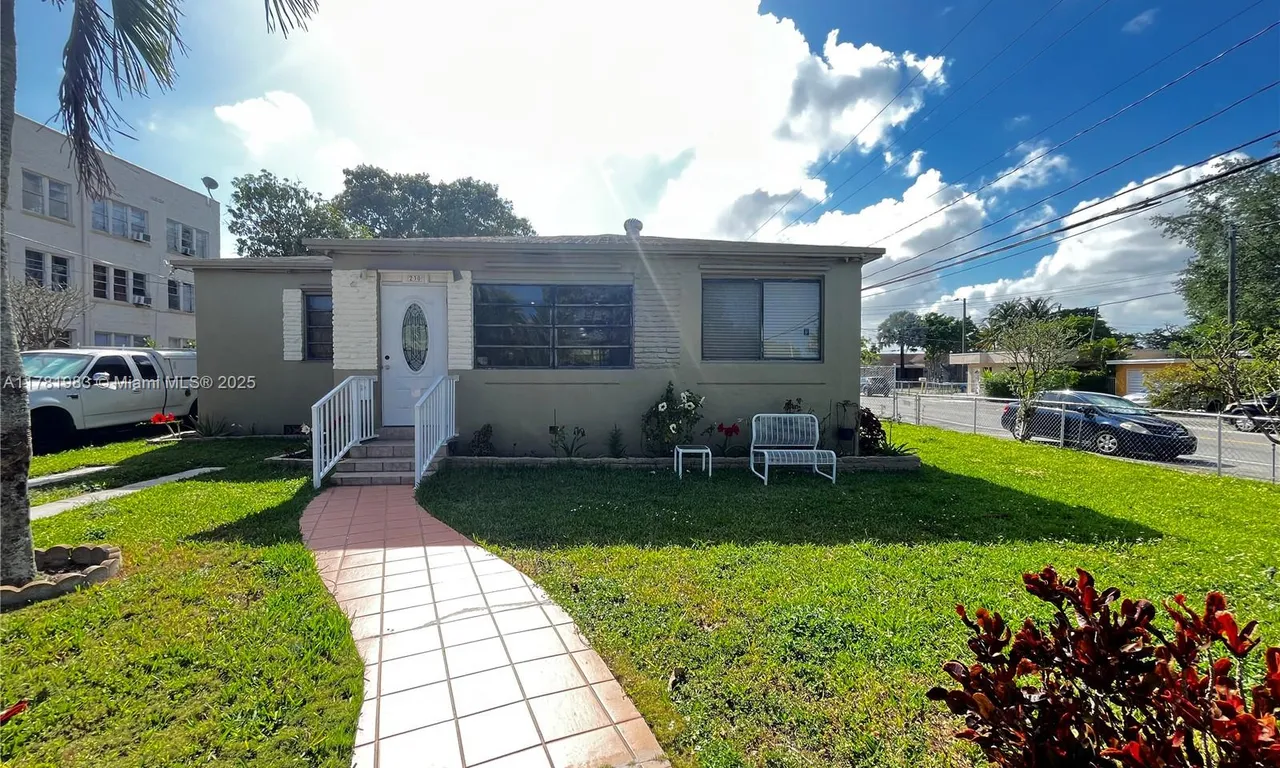 230 NW 25th Ave, Miami FL 33125