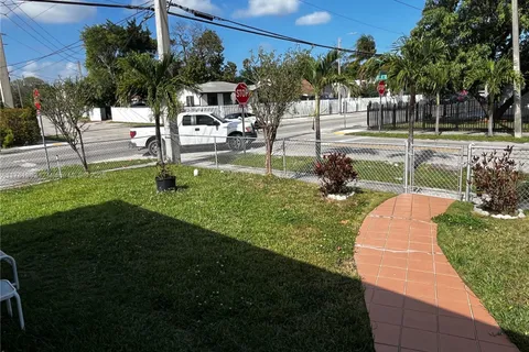 230 NW 25th Ave, Miami FL 33125