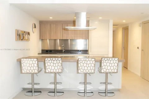 1000 Brickell Plz # 4305, Miami FL 33131