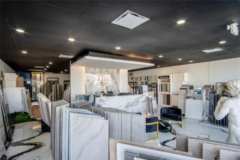 1744 E Commercial Blvd, Fort Lauderdale FL 33334