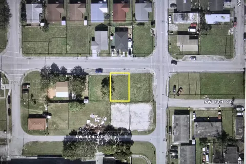 408 SW 6th St, Homestead FL 33030