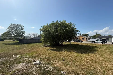 408 SW 6th St, Homestead FL 33030