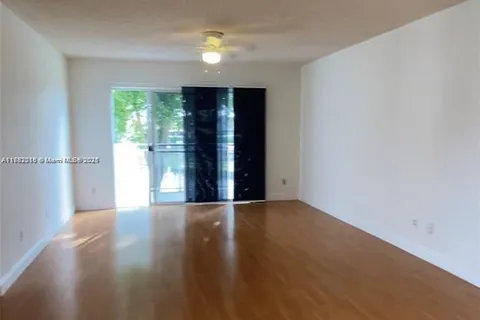 1226 SW 113th Ter # 201, Pembroke Pines FL 33025