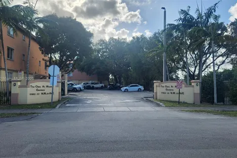 17602 NW 25th Ave # 101, Miami Gardens FL 33056