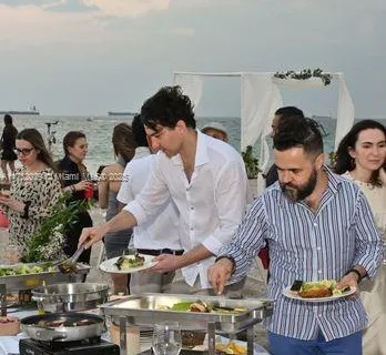 CATERING DOWNTOWN, Miami FL 33137