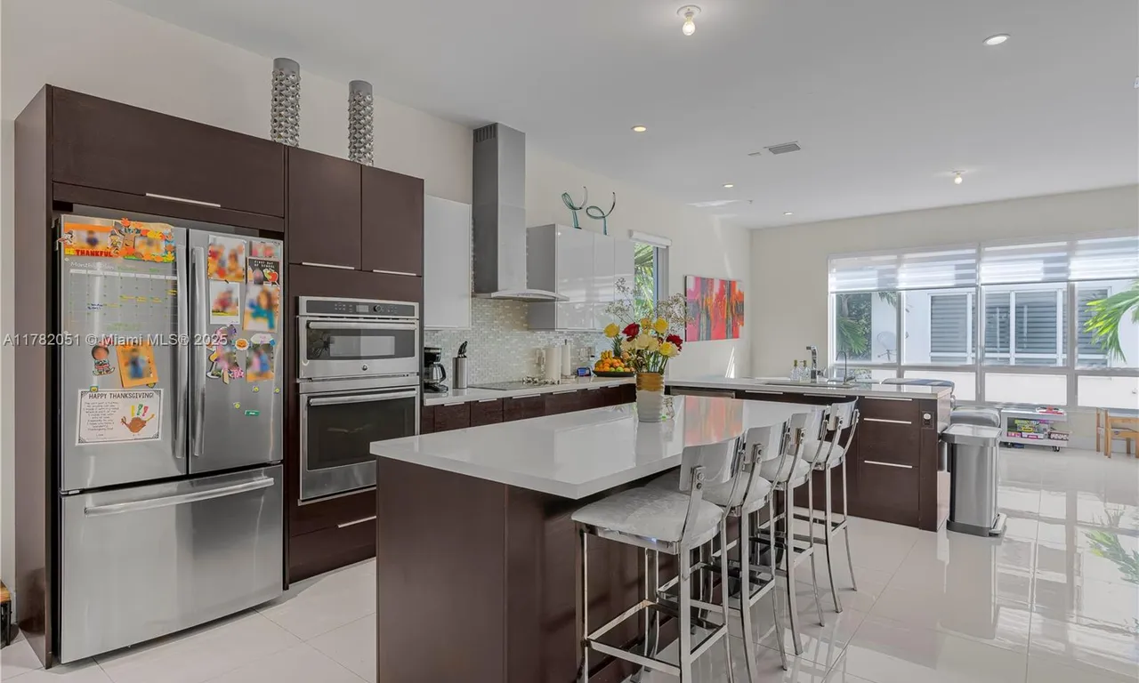 6671 NW 105th Pl # 6671, Doral FL 33178