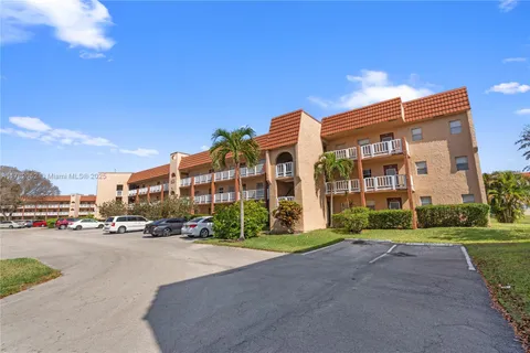 2781 N Pine Island Rd # 105, Sunrise FL 33322