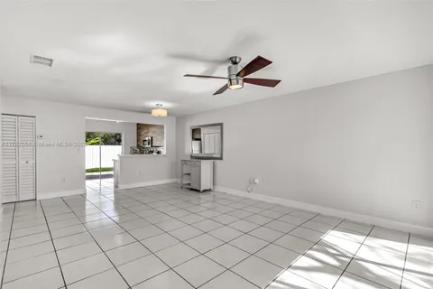 10551 SW 207th St # 10551, Cutler Bay FL 33189