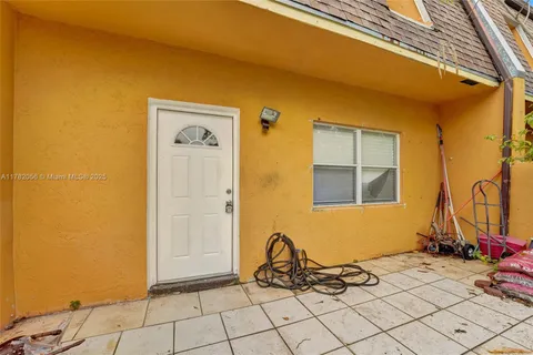 5963 NW 25th Ct # 210, Sunrise FL 33313