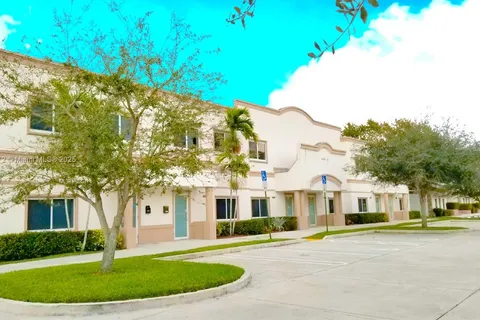 12349 NW 35th St, Coral Springs FL 33065