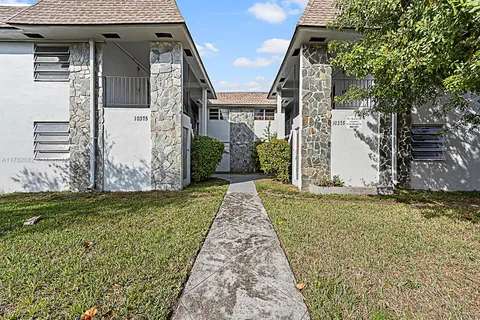 10375 SW 40th St # X, Miami FL 33165