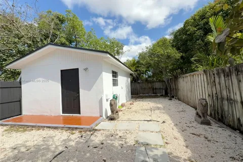 12711 SW 51st St # 1, Miami FL 33175