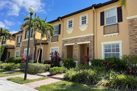 9021 SW 227th St # 7, Cutler Bay FL 33190