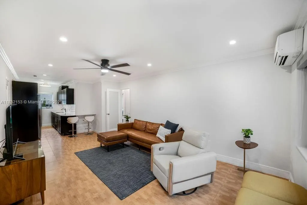10070 E Bay Harbor Dr # 70D, Bay Harbor Islands FL 33154