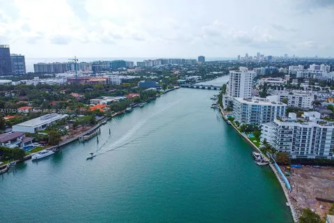 10070 E Bay Harbor Dr # 70D, Bay Harbor Islands FL 33154