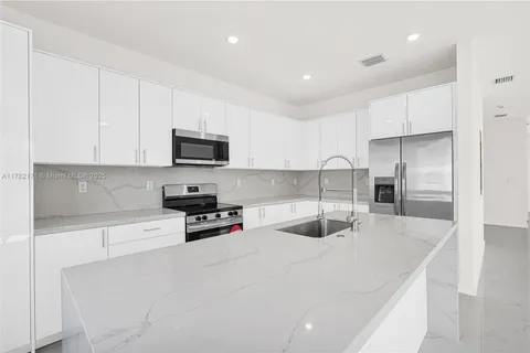 22445 SW 125 AVE # A, Miami FL 33170