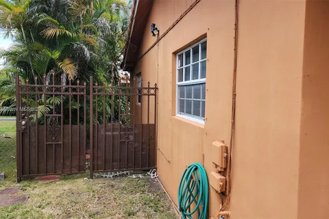 1504 SW 102nd Ave # 1504, Miami FL 33174