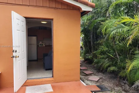 1504 SW 102nd Ave # 1504, Miami FL 33174