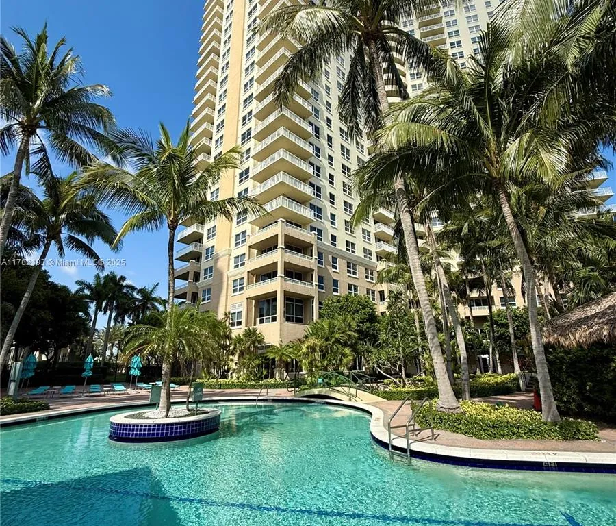 19501 W Country Club Dr # 2014, Aventura FL 33180