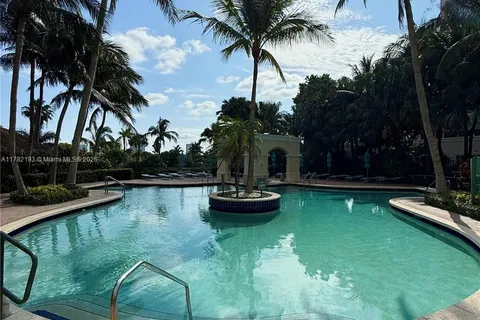19501 W Country Club Dr # 2014, Aventura FL 33180
