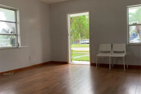 1987 NE 171st St # 1, North Miami Beach FL 33162