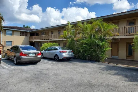 8704 NW 35th St # 104, Coral Springs FL 33065