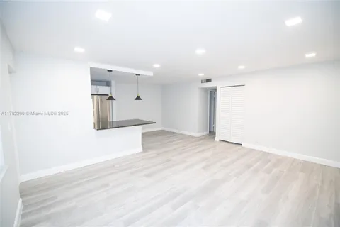 8704 NW 35th St # 104, Coral Springs FL 33065