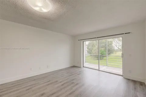 2495 SW 82nd Ave # 204, Davie FL 33324