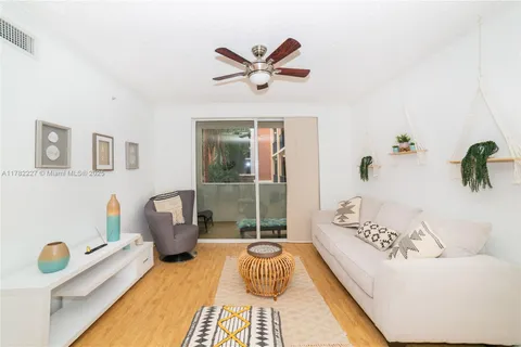 17150 N Bay Rd # 2322, Sunny Isles Beach FL 33160