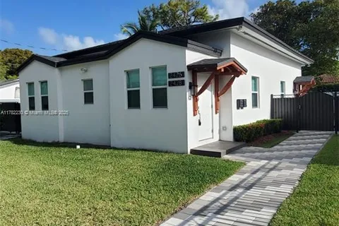 2426 SW 25th St # 2426, Miami FL 33133