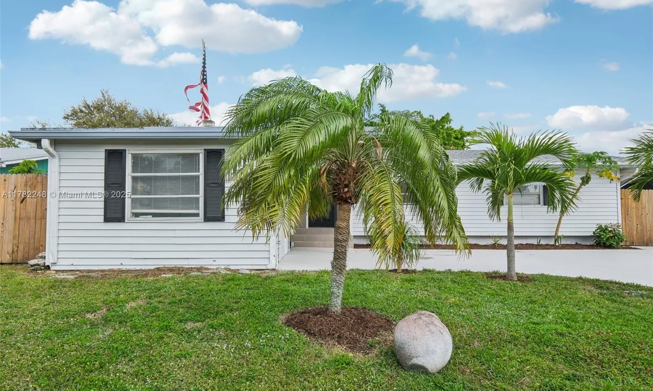 3883 Chickasha Rd # 0, Atlantis FL 33462