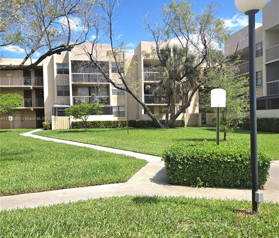 10425 SW 112th Ave # 1, Miami FL 33176