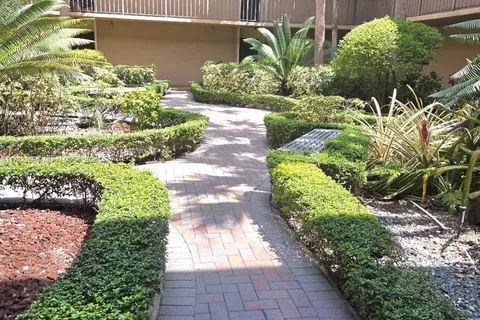 10425 SW 112th Ave # 1, Miami FL 33176