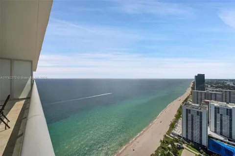 1830 S Ocean Dr # 4303, Hallandale Beach FL 33009