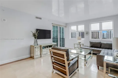 20000 E Country Club Dr # 1209, Aventura FL 33180