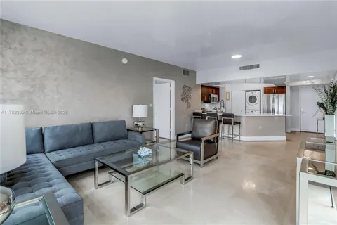 20000 E Country Club Dr # 1209, Aventura FL 33180