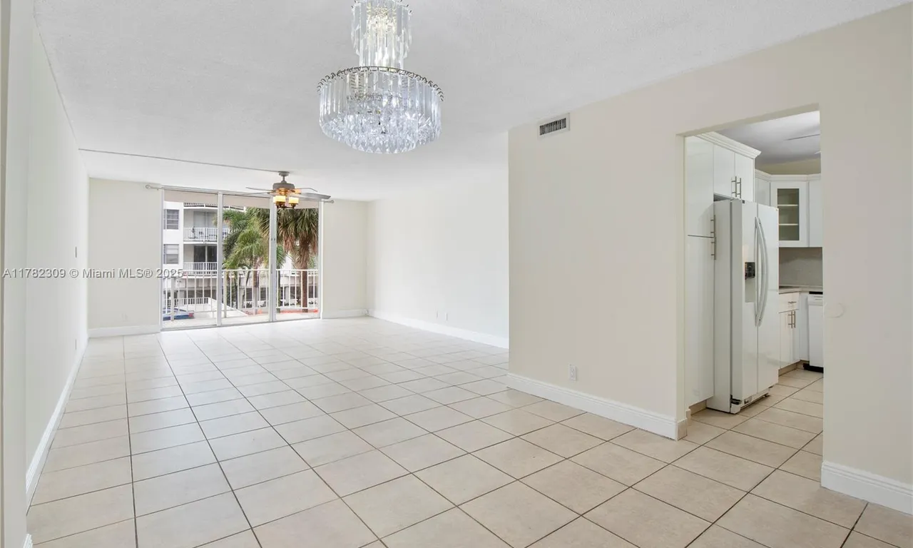 16740 NE 9th Ave # 204, North Miami Beach FL 33162