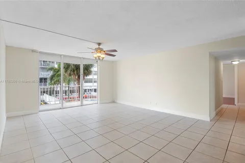16740 NE 9th Ave # 204, North Miami Beach FL 33162