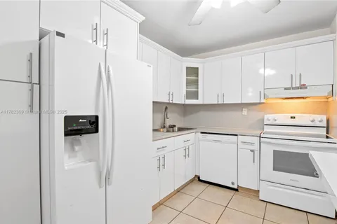 16740 NE 9th Ave # 204, North Miami Beach FL 33162