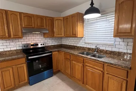 13570 SW 286th Ter, Homestead FL 33033
