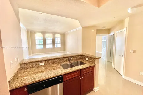 3001 NE 185th St # 238, Aventura FL 33180