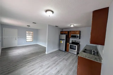 2283 SW 16th CT # 2283, Miami FL 33145