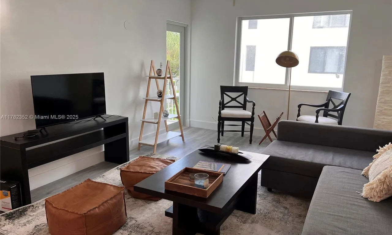 240 Galen Dr # 302, Key Biscayne FL 33149
