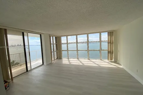 1440 Brickell Bay Dr # 901, Miami FL 33131