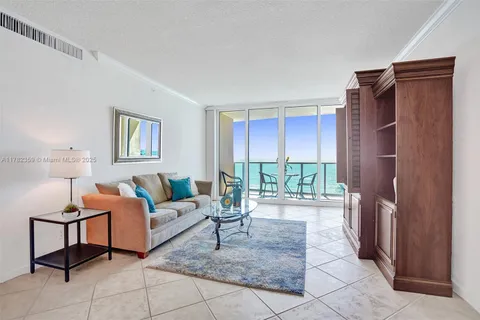 2501 S Ocean Dr, Hollywood FL 33019