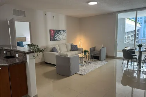 170 SE 14th St # 1108, Miami FL 33131