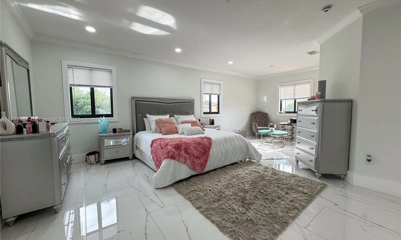 7408 SW 189th St, Cutler Bay FL 33157