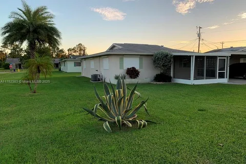 2340 Jacaranda Ct., Lehigh Acres FL 33936